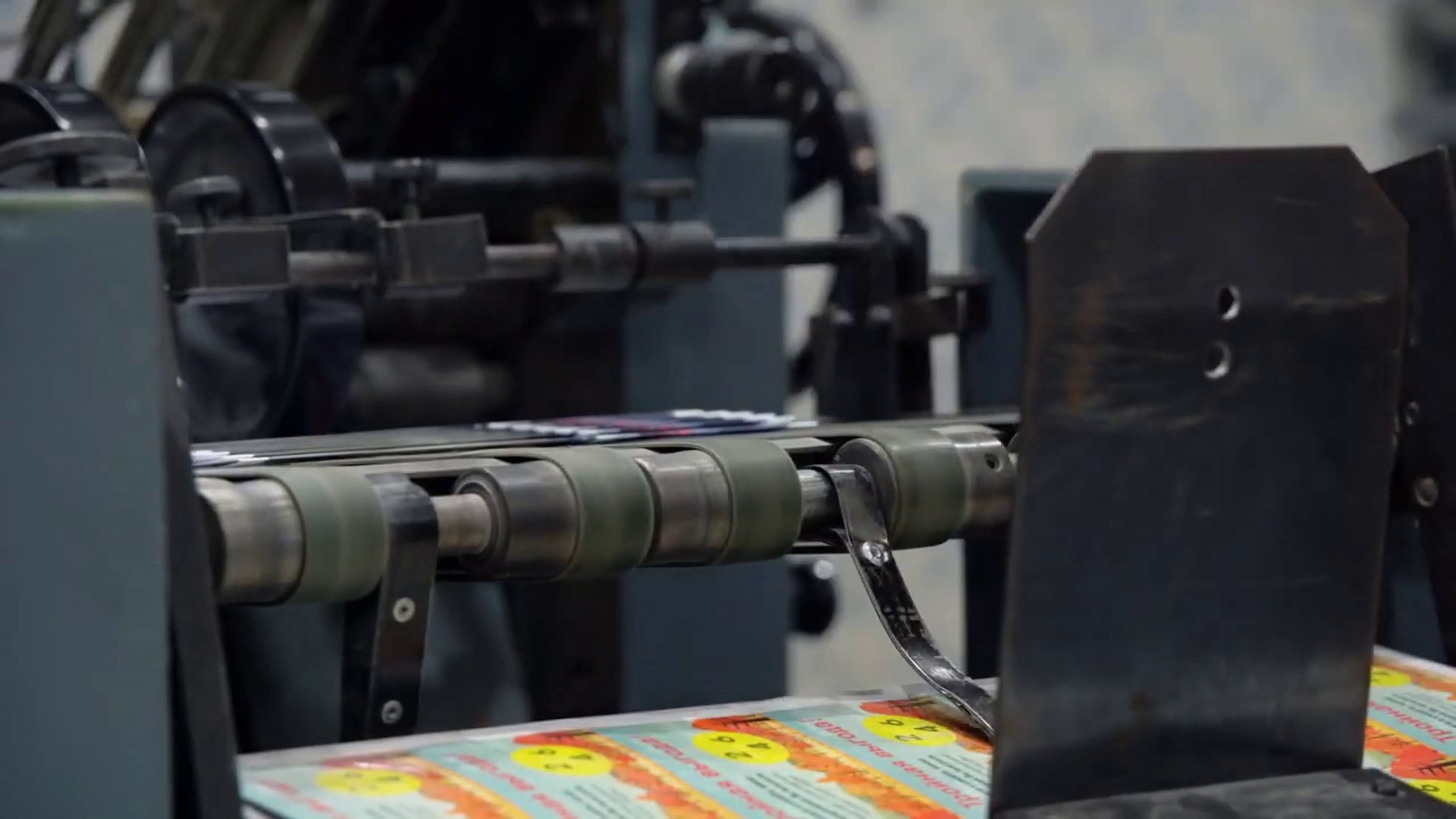 Commercial magazine printing